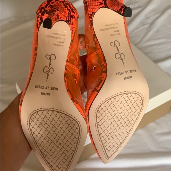 NIB Jessica Simpson PVC Python Heel - Picture 2 of 3